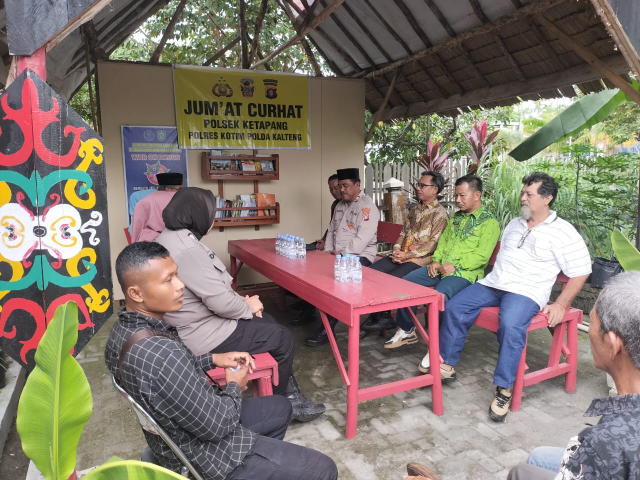 JUMAT CURHAT